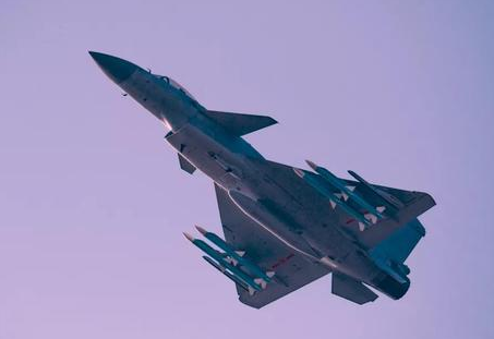 ����100��������ר�����壩