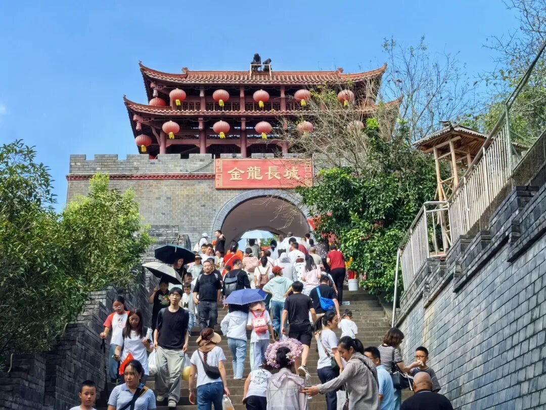 ʡWilliamHill���Ĺٷ���վ�����򵼴��ӿ�չ���졢���˫�ڡ��徲��鲢̽��ο��һ�߸ɲ�ְ��