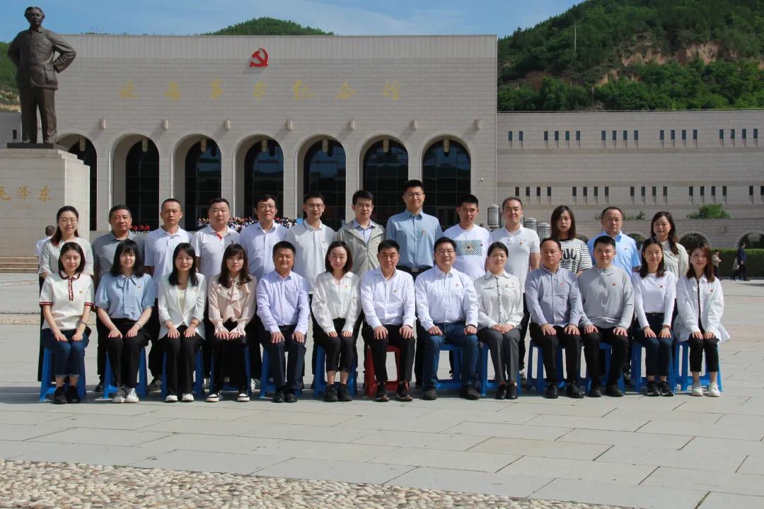 �̻���ҵ����:ʵ����ѧ������ġ���ѧ�ٸɡ���ʹ����һȷ���������ȡ��ʵЧ